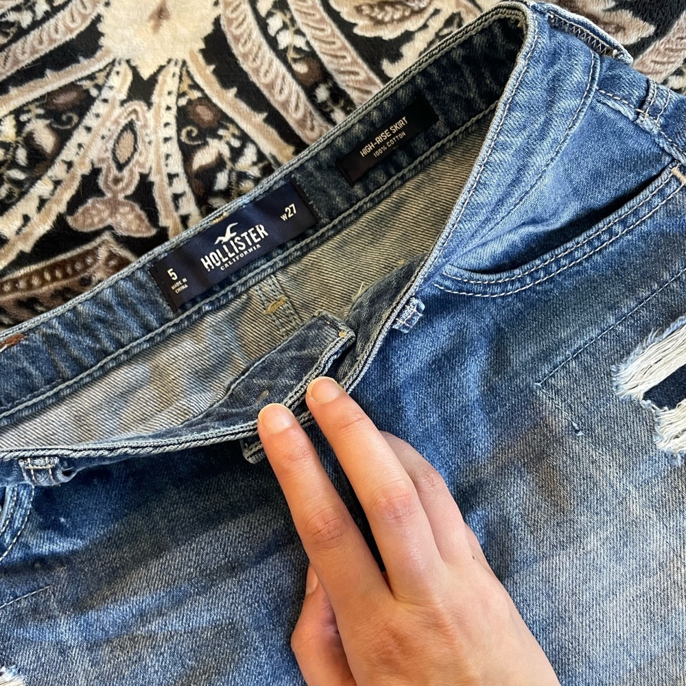 Hollister Rip & Repair High Rise Mini Skirt - Picture 6 of 8
